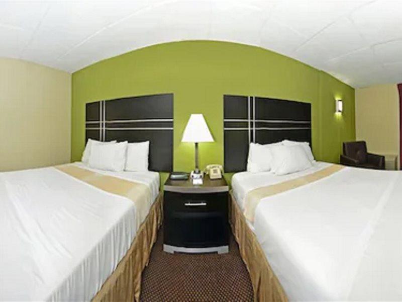 Days Inn Oil City Conference Center Luaran gambar